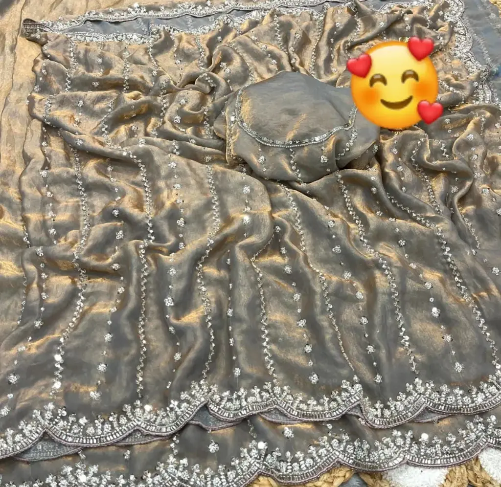 Trending hand work saree ❤️ 