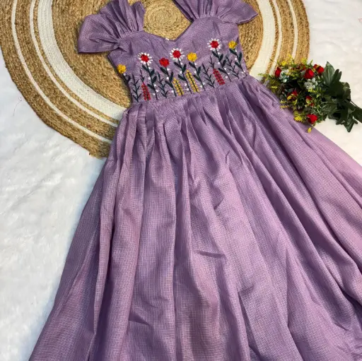 Beautiful Stylist Gown with Handwork 😍