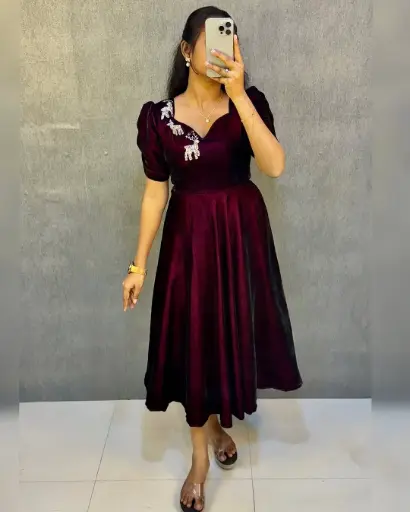 party wear velvet midi gown❤️