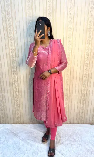 premium soft space silk Kurti With Dupatta 😍  