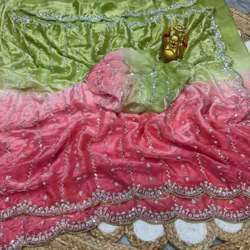 Trending Space Silk Saree 😍  